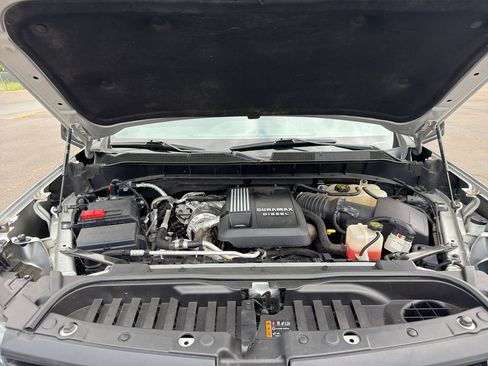 Used 2021 Chevrolet Silverado 1500 RST AWD/4WD image 12