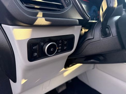 Used 2025 Ford Escape Platinum image 26