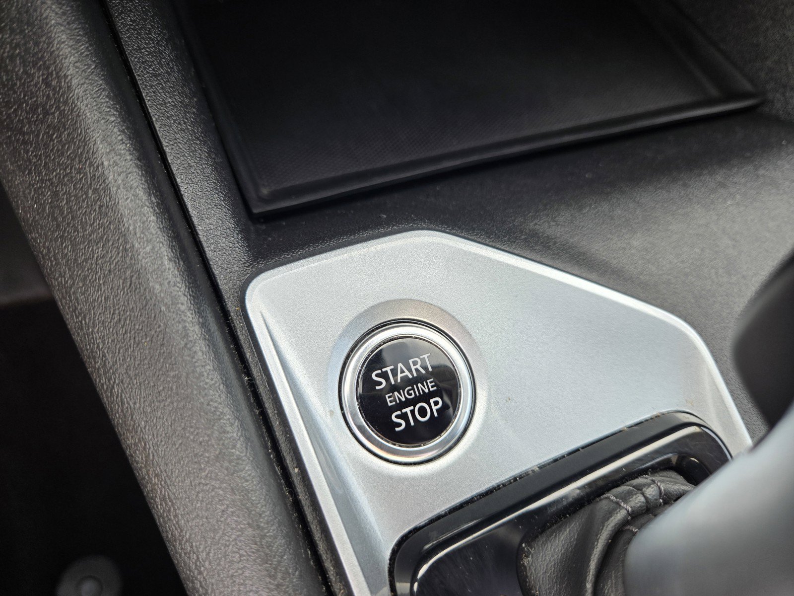Certified 2025 Nissan Altima 2.5 SV FWD image 17