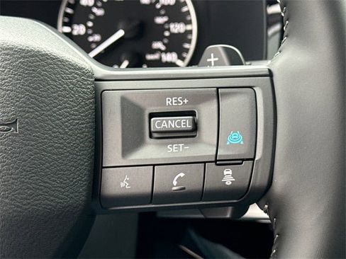 New 2026 Nissan Pathfinder SV image 31