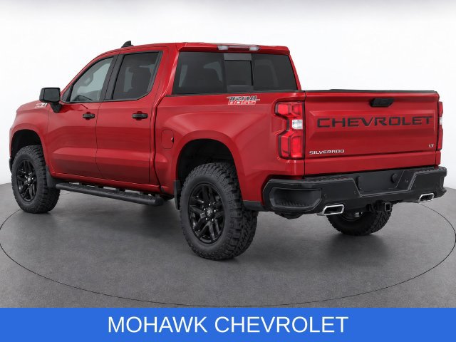 Used 2023 Chevrolet Silverado 1500 LT Trail Boss w/ LT Trail Boss Premium Package AWD/4WD image 3