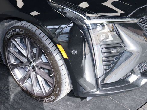 Certified 2026 Cadillac CT5 V AWD/4WD image 14