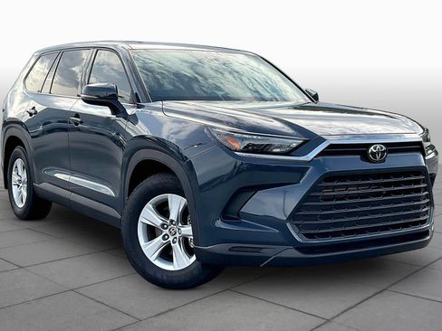 Used 2025 Toyota Grand Highlander AWD Hybrid image 3