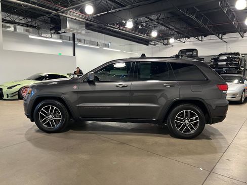 Used 2018 Jeep Grand Cherokee Trailhawk image 6