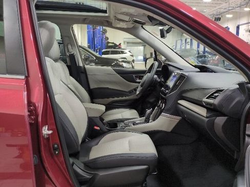 Certified 2023 Subaru Forester Limited AWD/4WD image 14