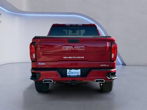 Used 2024 GMC Sierra 1500 AT4 w/ Technology Package AWD/4WD image 4