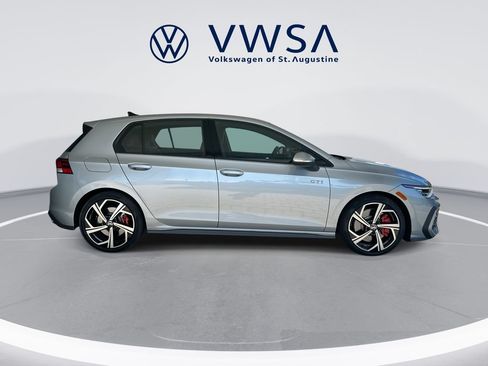 Certified 2025 Volkswagen GTI SE FWD image 8