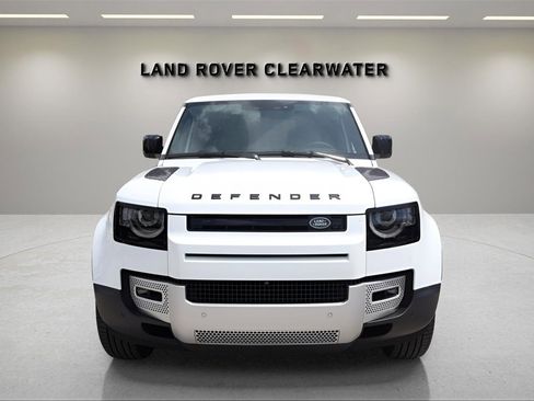 New 2025 Land Rover Defender 130 S image 8