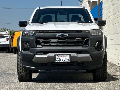 Used 2026 Chevrolet Colorado Trail Boss image 9