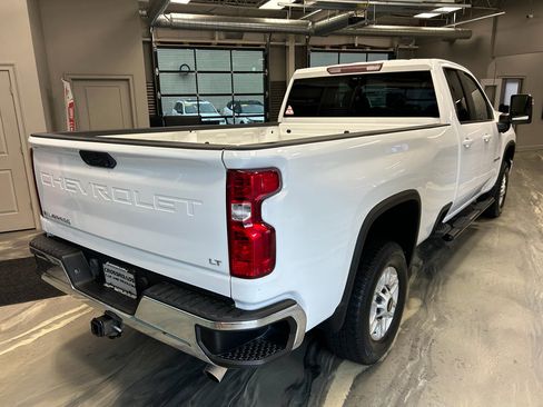 Used 2022 Chevrolet Silverado 2500 LT w/ Convenience Package AWD/4WD image 27
