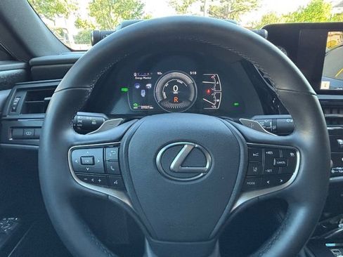 Used 2024 Lexus ES 300h w/ Premium Package FWD image 48
