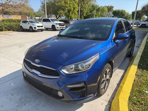 Used 2019 Kia Forte LXS image 3