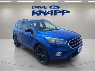 Used 2018 Ford Escape SE w/ SE Sport Appearance Package FWD video 1