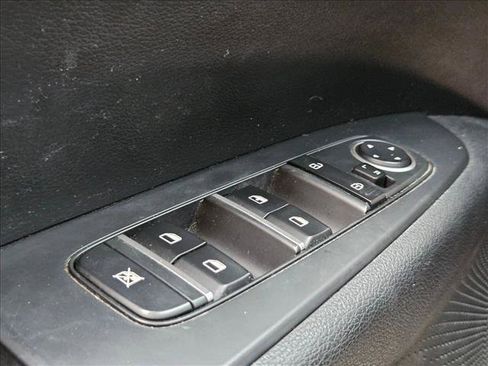 Used 2020 Kia Forte LXS FWD image 22