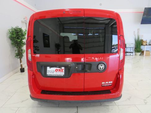 Used 2016 RAM ProMaster City Tradesman SLT image 5