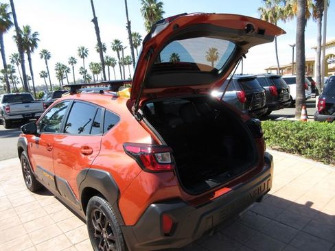 Used 2024 Subaru Crosstrek 2.5i Wilderness w/ Crosstrek Mirror Package image 26
