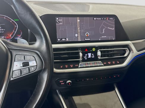 Used 2019 BMW 330i Sedan RWD image 18