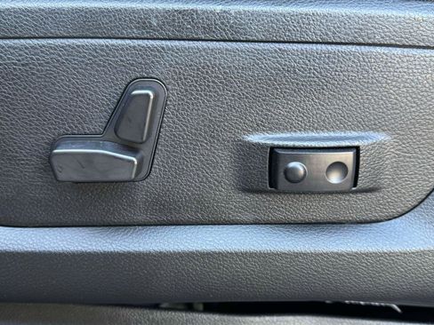 Used 2024 RAM 2500 Rebel w/ Towing Technology Group image 30