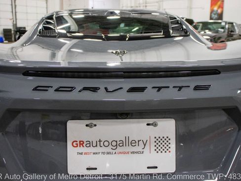 Used 2024 Chevrolet Corvette Stingray Preferred Cpe w/ 2LT RWD image 31