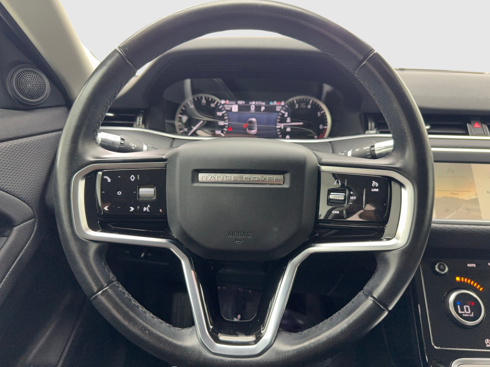 Used 2022 Land Rover Range Rover Evoque S AWD/4WD image 17