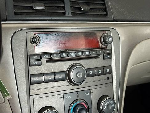 Used 2009 Saturn Aura XE FWD image 13
