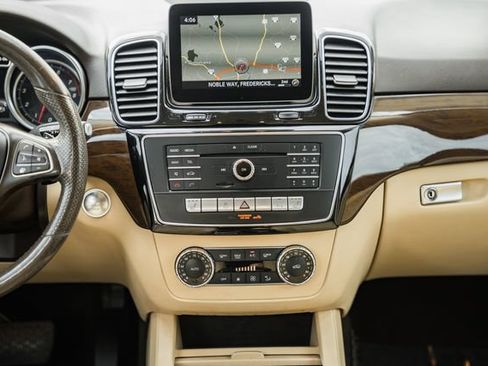Used 2017 Mercedes-Benz GLE 350 4MATIC image 22