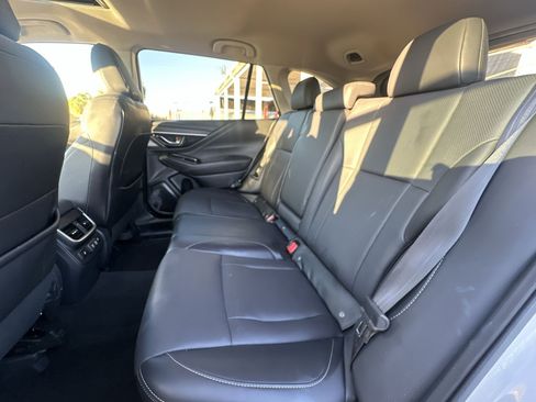 Used 2022 Subaru Outback Limited image 26