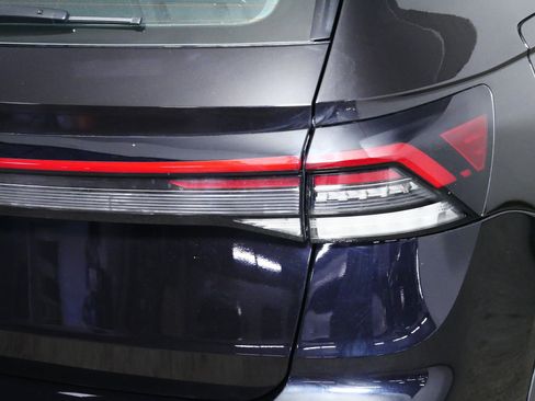 Used 2025 Volkswagen Taos S image 17