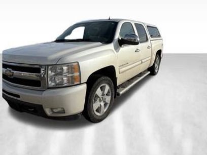 Used 2011 Chevrolet Silverado 1500 LTZ w/ LTZ White Diamond Edition
