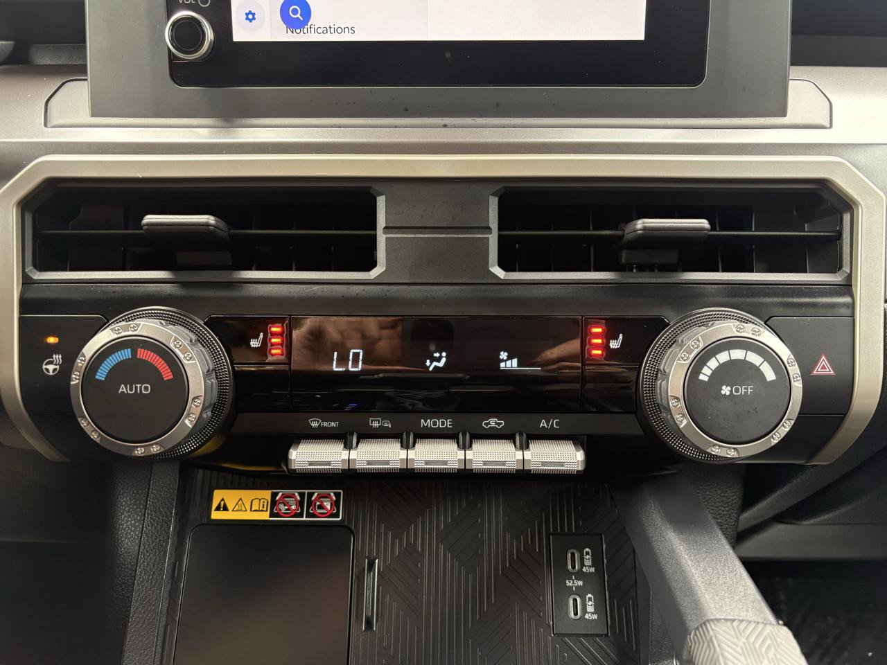 Used 2024 Toyota Tacoma TRD Sport w/ TRD Sport Upgrade Package AWD/4WD image 35