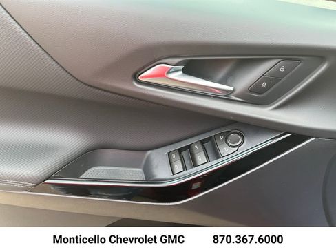 New 2026 Chevrolet Equinox LT image 10