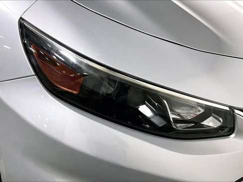 Used 2017 Chevrolet Malibu LT w/ Driver Confidence Package image 26