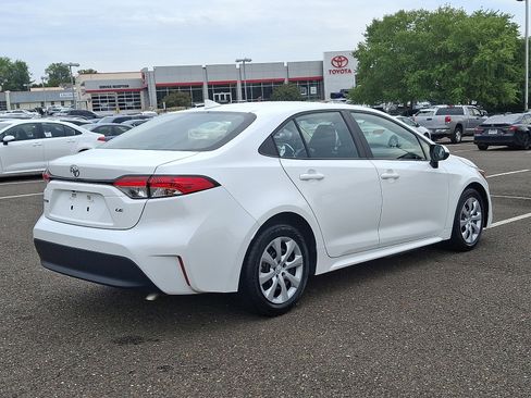 Certified 2023 Toyota Corolla LE image 6