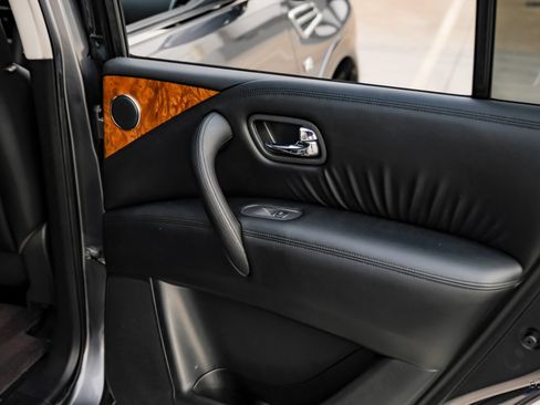 Used 2021 Nissan Armada SL w/ Captain's Chairs Package image 87