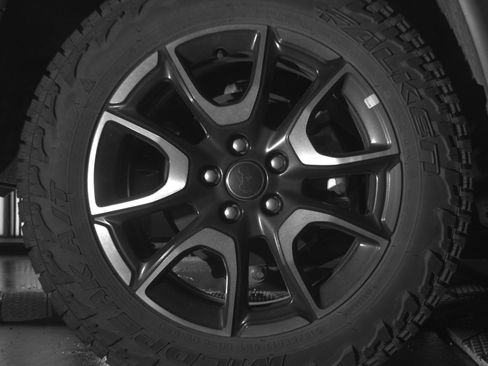 Used 2025 Jeep Compass Trailhawk AWD/4WD image 15