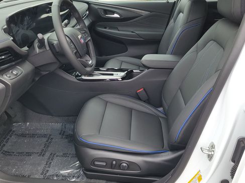 New 2026 Buick Envista Sport Touring FWD image 6