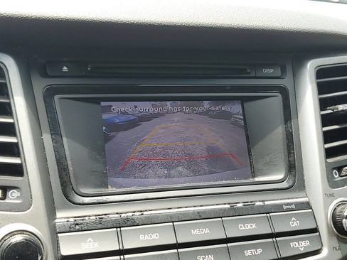 Used 2017 Hyundai Tucson Sport FWD image 29