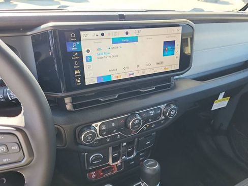 New 2026 Jeep Gladiator Willys image 12