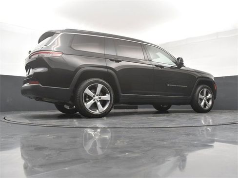 Used 2021 Jeep Grand Cherokee L Limited w/ Trailer Tow Group (B) image 24