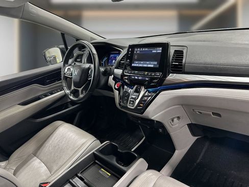 Used 2022 Honda Odyssey Elite image 15