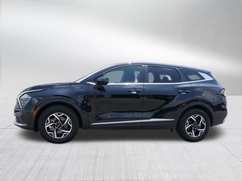 Used 2024 Kia Sportage LX image 6
