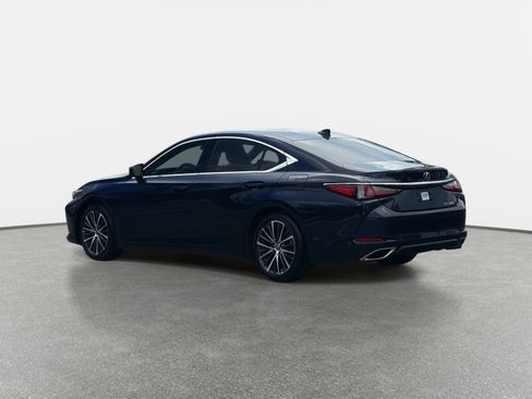 Used 2022 Lexus ES 350 w/ Premium Package FWD image 5