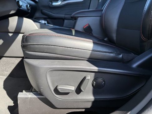 Used 2025 Ford Escape ST-Line image 14