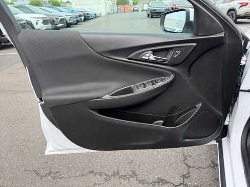 Used 2024 Chevrolet Malibu LT FWD image 15