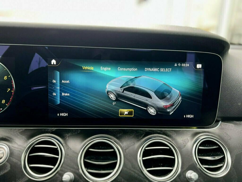 Used 2023 Mercedes-Benz E 350 4MATIC Sedan image 25