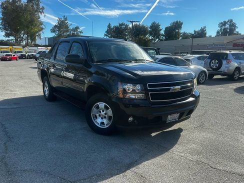Used 2007 Chevrolet Avalanche LT image 28