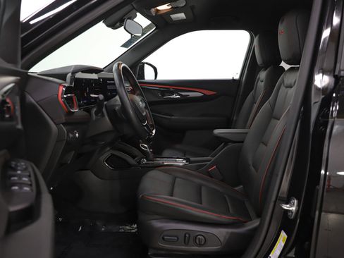 Used 2024 Chevrolet TrailBlazer RS w/ Driver Confidence Package image 22