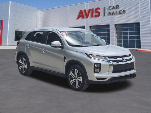 Used 2025 Mitsubishi Outlander Sport SE AWD/4WD image 3