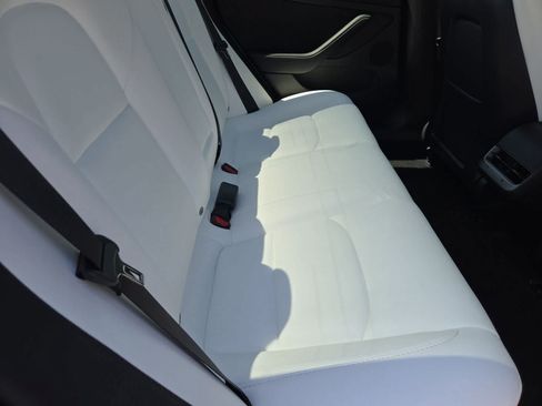 Used 2023 Tesla Model 3 Standard Range RWD image 18