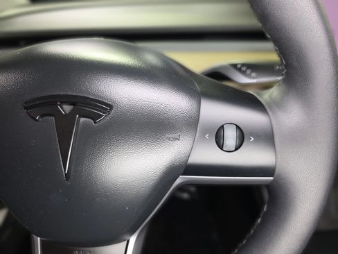 Used 2022 Tesla Model 3 RWD image 26